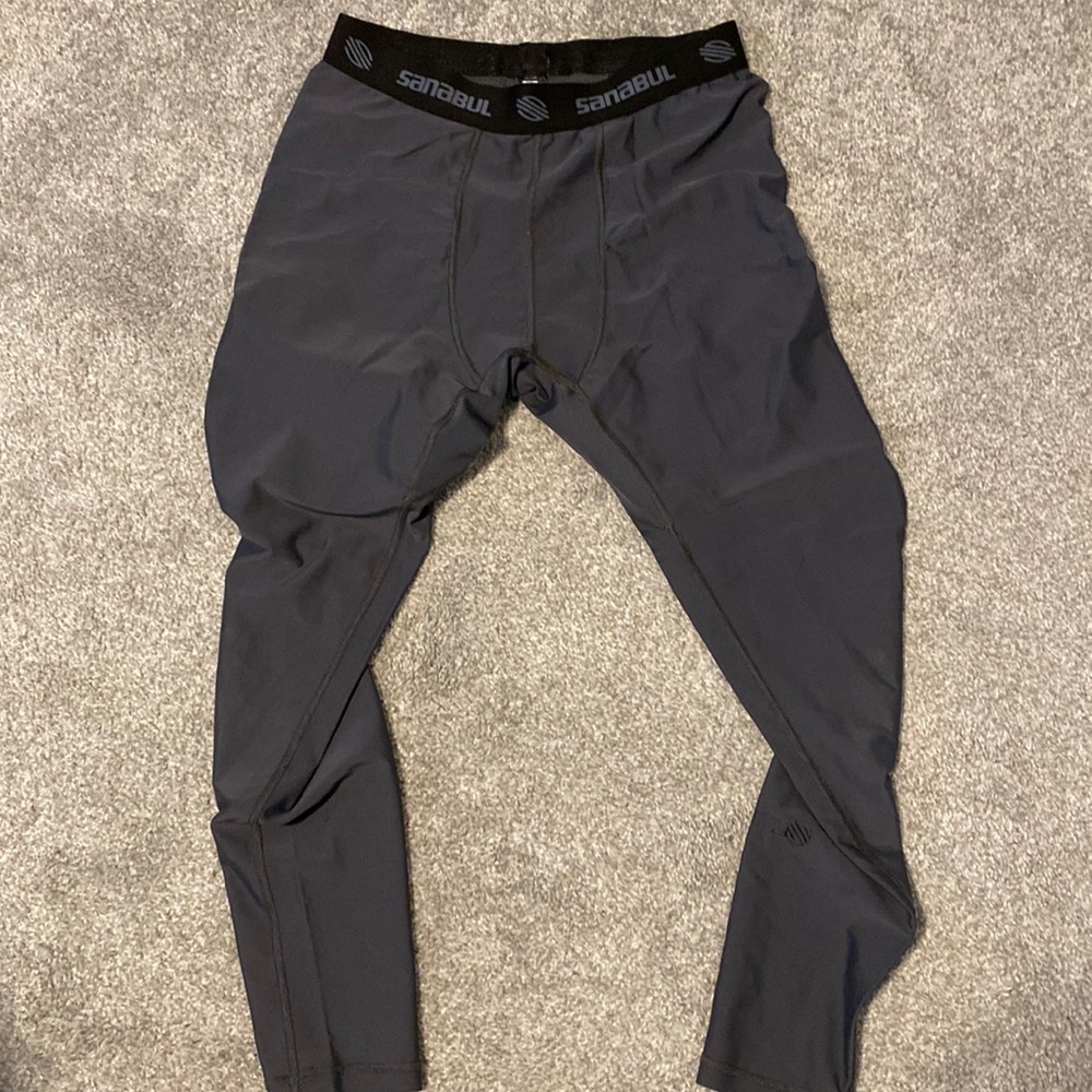 SANABUL Men’s medium medium MMA/BJJ Jiu Jitsu Comoression Spats/tights Grey